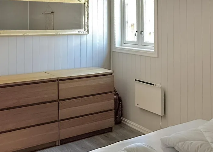 Feriehus Three Bedroom Amazing In Kirkenær